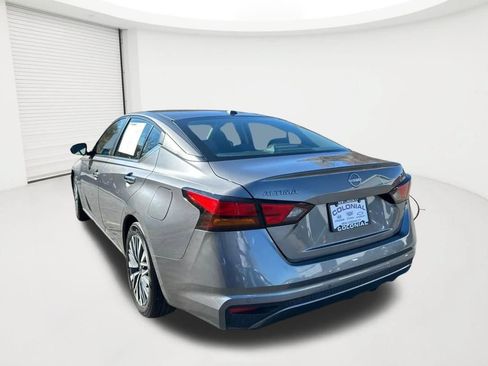 Used 2024 Nissan Altima 2.5 SV FWD image 6