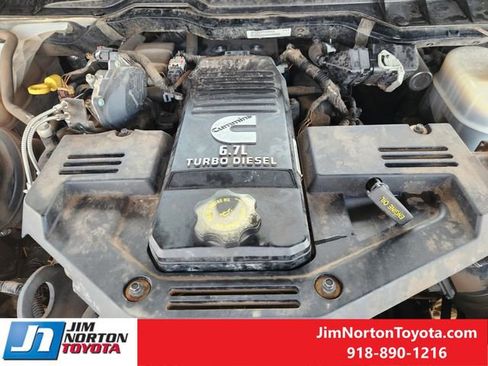 Used 2017 RAM 3500 Laramie w/ Protection Group image 31