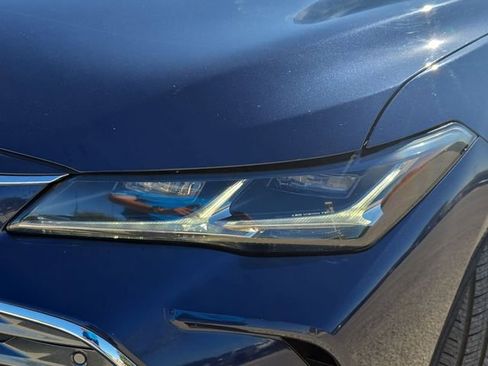 Certified 2019 Toyota Avalon Limited image 31