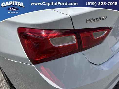 Used 2023 Chevrolet Malibu LS FWD image 15