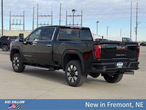 New 2026 GMC Sierra 3500 Denali image 7