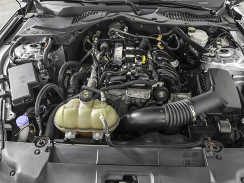 Used 2022 Ford Mustang Premium RWD image 44