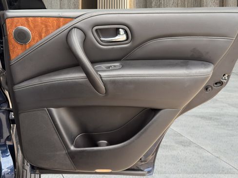 Used 2019 INFINITI QX80 Luxe RWD image 43
