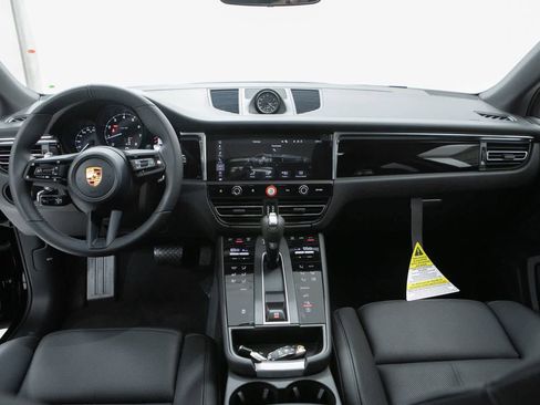 New 2026 Porsche Macan AWD/4WD image 13