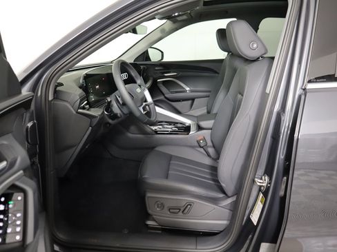 Used 2025 Audi Q5 Premium w/ Premium Plus AWD/4WD image 21