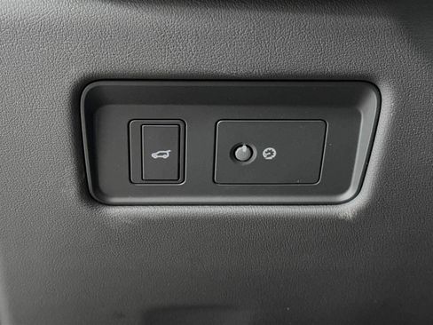 New 2026 Jaguar F-PACE R-Dynamic S image 10