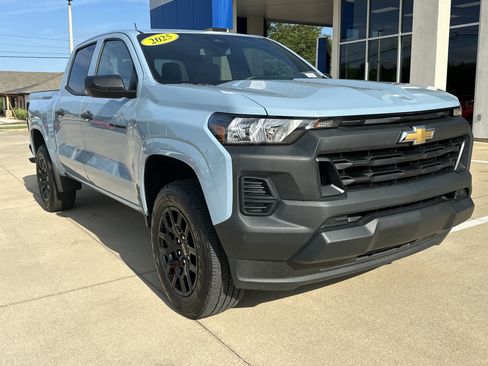 Certified 2025 Chevrolet Colorado W/T w/ WT Custom Package RWD image 3
