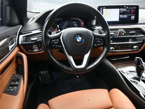 Used 2021 BMW 540i RWD image 19