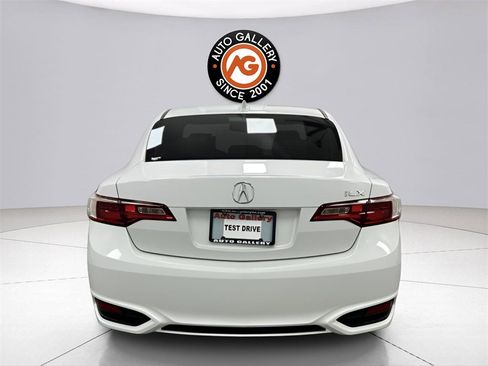 Used 2017 Acura ILX w/ Premium Package image 6