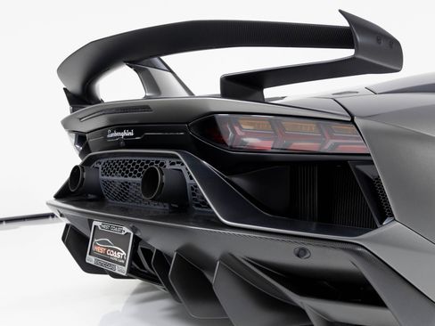 Used 2020 Lamborghini Aventador SVJ image 65