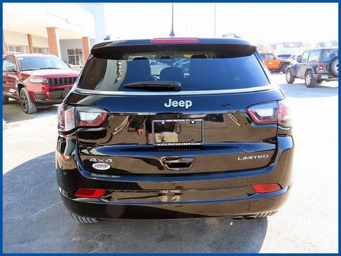 Used 2022 Jeep Compass Limited w/ Elite Group image 6