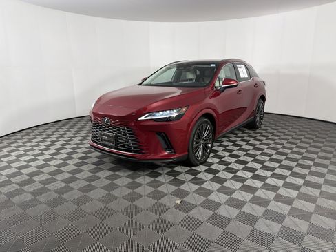 Used 2024 Lexus RX 450h AWD w/ Convenience Package image 3