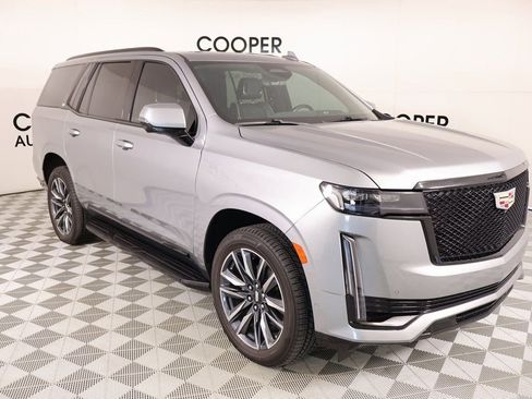 Used 2023 Cadillac Escalade Sport image 1
