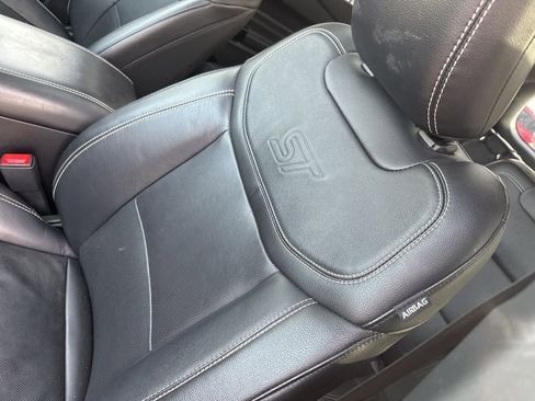 Used 2023 Ford Explorer ST w/ Equipment Group 401A image 3