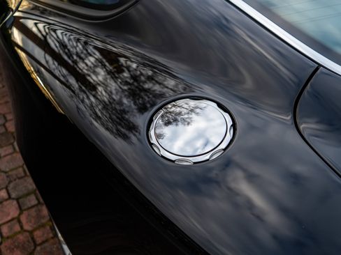 Used 2002 Aston Martin Vanquish image 43