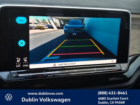 Used 2024 Volkswagen Atlas SE FWD image 15