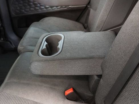 Used 2019 Hyundai Santa Fe SEL FWD image 28