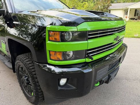 Used 2017 Chevrolet Silverado 2500 LTZ w/ Duramax Plus Package AWD/4WD image 59