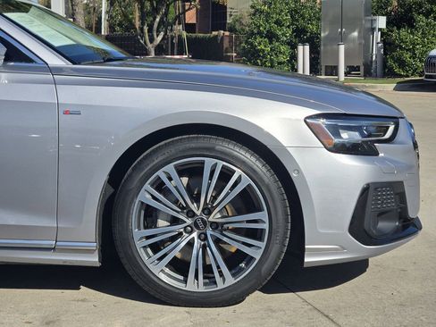 Certified 2022 Audi A8 L 3.0T w/ Executive Package image 11