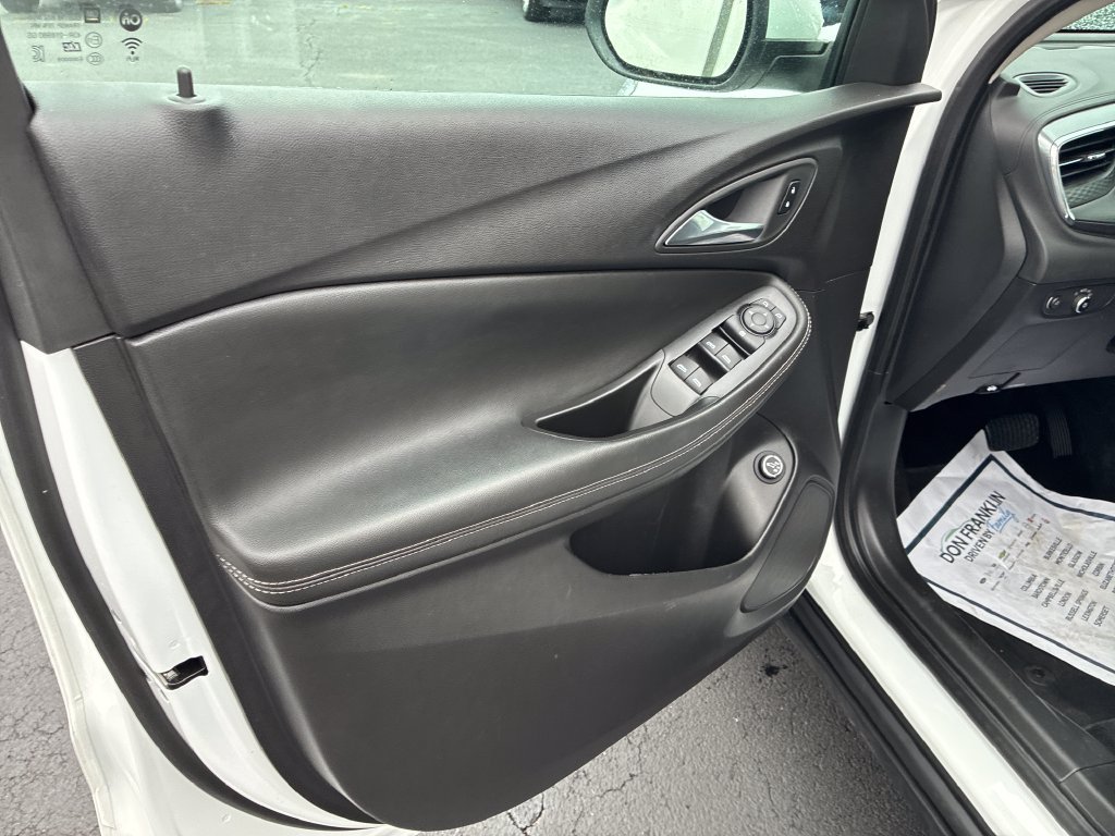 Used 2025 Buick Encore GX Preferred FWD image 12