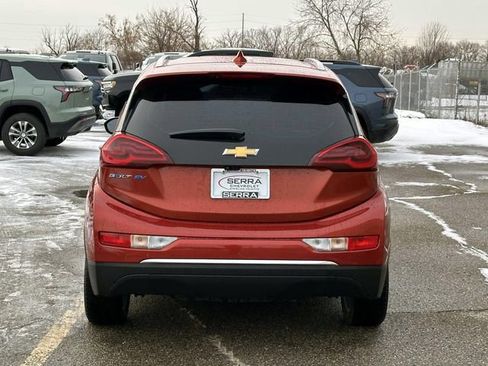 Used 2020 Chevrolet Bolt Premier w/ Infotainment Package image 4