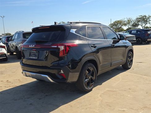 New 2026 Kia Seltos EX image 8