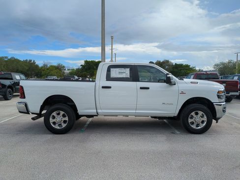 New 2026 RAM 2500 Big Horn AWD/4WD image 4