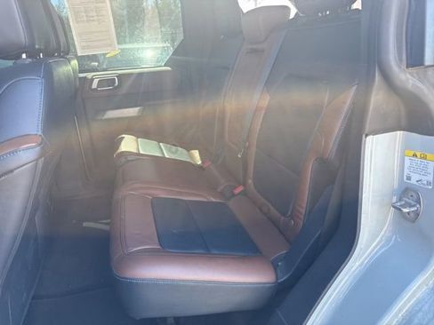 Used 2021 Ford Bronco Outer Banks w/ Sasquatch Package image 16