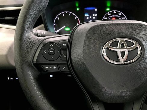 Used 2024 Toyota Corolla LE image 20