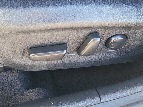 Used 2019 Kia Niro S Touring image 23