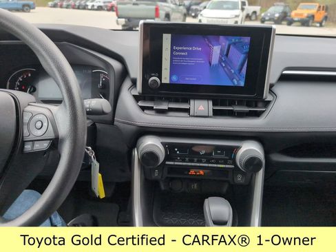 Certified 2024 Toyota RAV4 LE AWD/4WD image 20