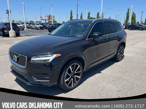 Used 2020 Volvo XC90 T6 Momentum w/ Protection Package Premier AWD/4WD image 1