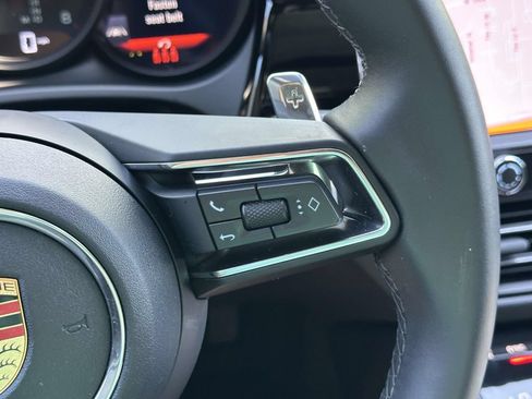 Certified 2026 Porsche Macan AWD/4WD image 24