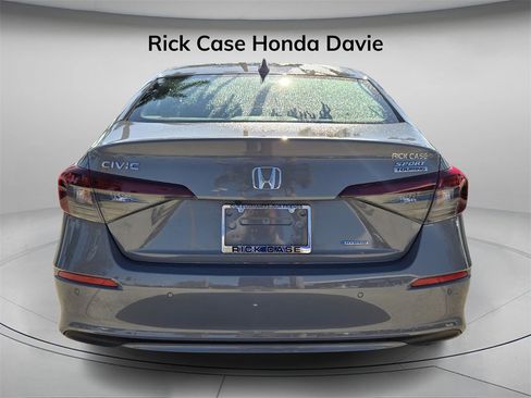 Used 2025 Honda Civic Sport Touring image 6