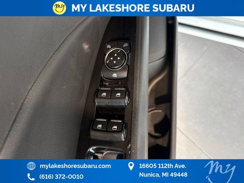 Used 2016 Ford Fusion SE w/ Equipment Group 202A FWD image 17