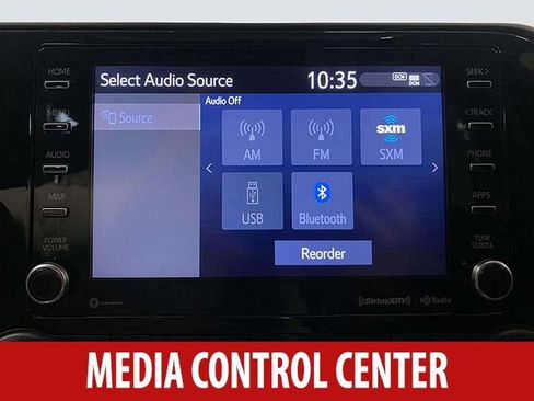 Used 2022 Toyota Highlander XLE AWD/4WD image 14