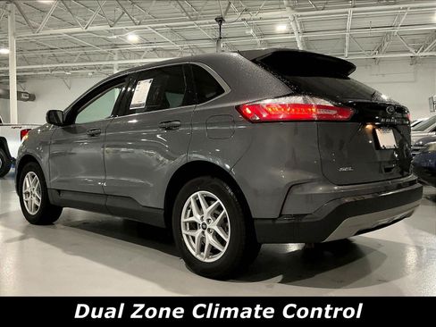Used 2024 Ford Edge SEL AWD/4WD image 3
