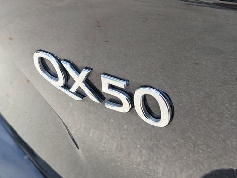 Used 2020 INFINITI QX50 Luxe FWD image 5
