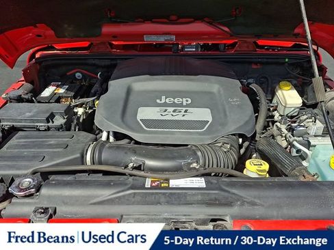 Used 2013 Jeep Wrangler Sahara AWD/4WD image 28
