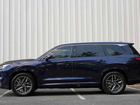 Used 2024 Lexus TX 350 AWD w/ Technology Package image 9