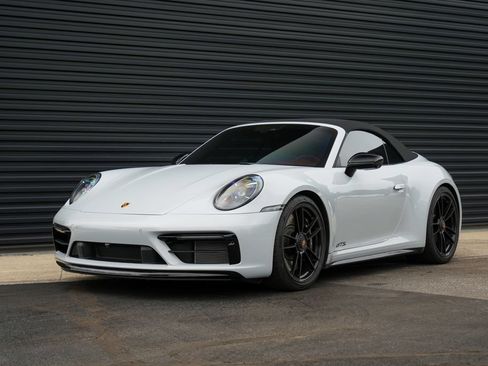Certified 2024 Porsche 911 Carrera 4 GTS AWD/4WD image 1