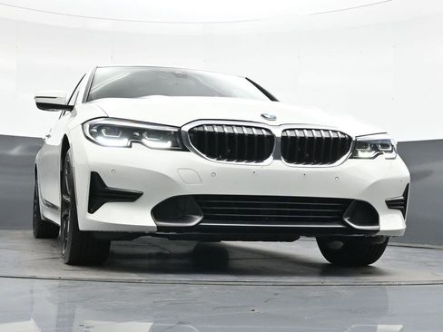 Used 2019 BMW 330i xDrive Sedan w/ Convenience Package AWD/4WD image 37