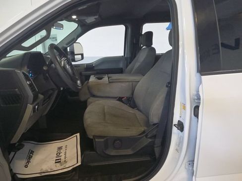 Used 2020 Ford F250 XLT AWD/4WD image 10