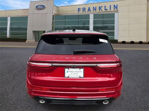 New 2025 Lincoln Corsair Grand Touring image 6