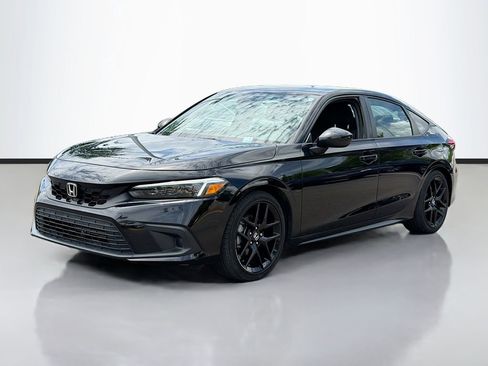 Used 2024 Honda Civic Sport image 2