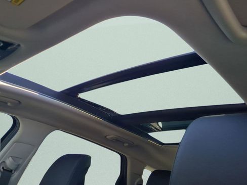 New 2026 Kia Sportage EX image 19