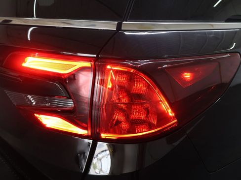 Used 2023 Honda Odyssey Sport image 39