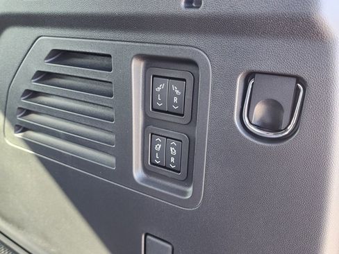 New 2026 Buick Enclave Avenir image 51