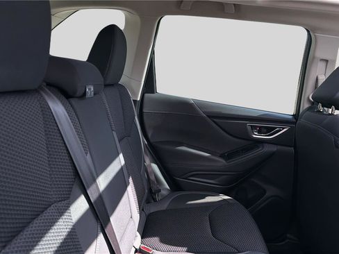 Used 2023 Subaru Forester Premium image 21