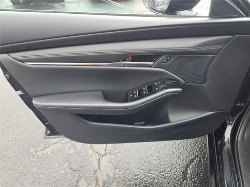Used 2025 MAZDA MAZDA3 s image 20